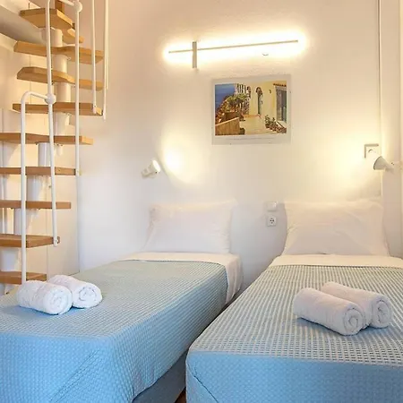 Onar Seafront Maisonette